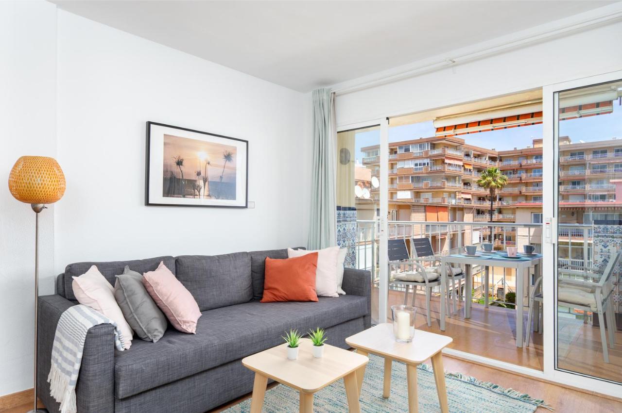 Beachfront Seaview Apartment In Los Boliches By Costarentals - Ref 141 Fuengirola Buitenkant foto