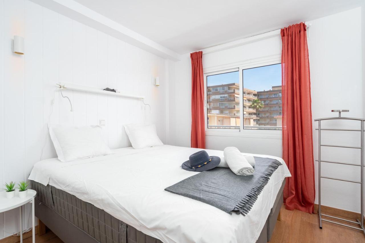 Beachfront Seaview Apartment In Los Boliches By Costarentals - Ref 141 Fuengirola Buitenkant foto